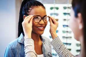 Kenali dengan Baik Bagaimana Gangguan Penglihatan Low Vision