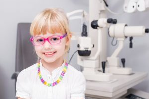 Vision Therapy untuk Mengatasi Gangguan Binocular Vision