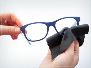 Pentingnya Fungsi Kacamata dan Tips Kacamata Awet