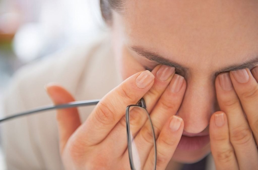 Cegah Gangguan Mata Memburuk dengan Terapi Mata