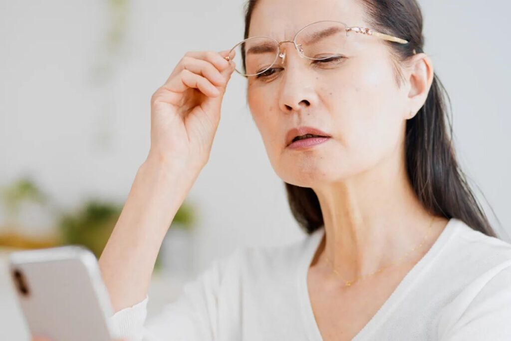 Akhirnya! Solusi Presbiopi Tanpa Kacamata Kini Makin Nyaman Berkat Lensa Scleral Multifokal