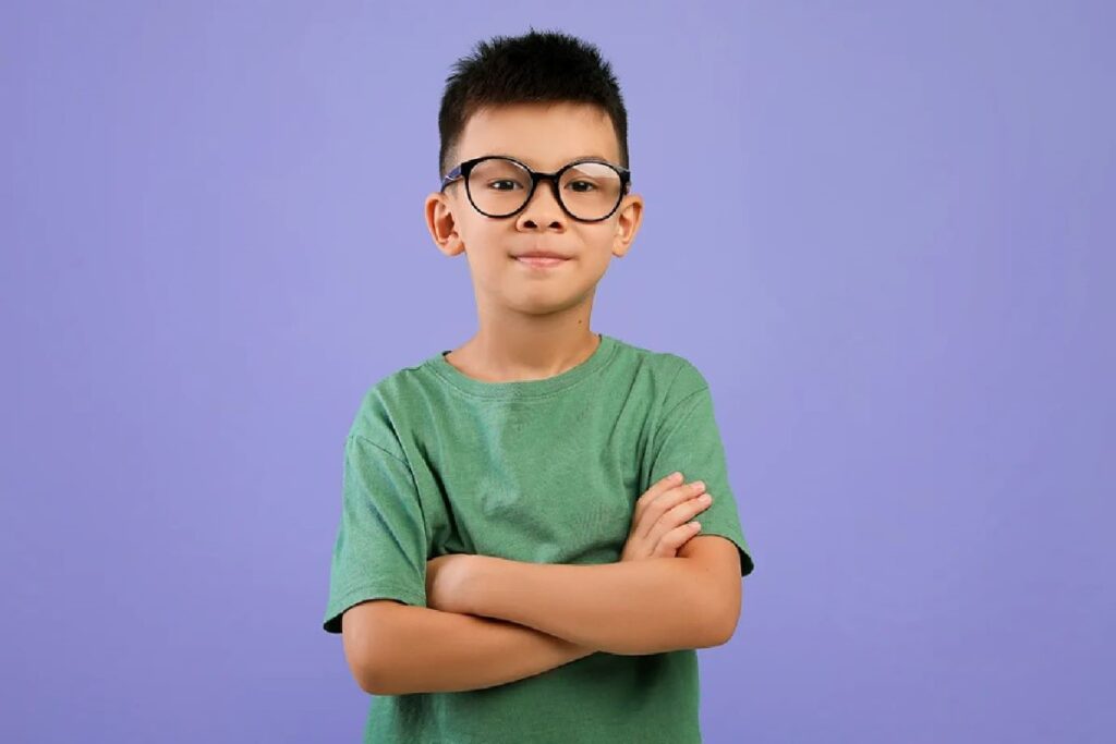 Begini Dampaknya Pada Kegiatan Anak Sehari-Hari Saat Mengalami Minus Mata!