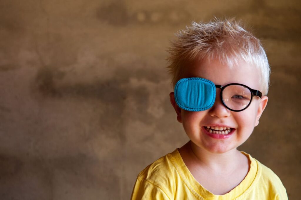 Benarkah Anak-Anak Tidak Boleh Jalani Operasi LASIK? Fakta Mengejutkan yang Harus Orang Tua Tahu!