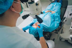 Risiko dan Komplikasi yang Bisa Dialami Saat Anda Menjalani LASIK
