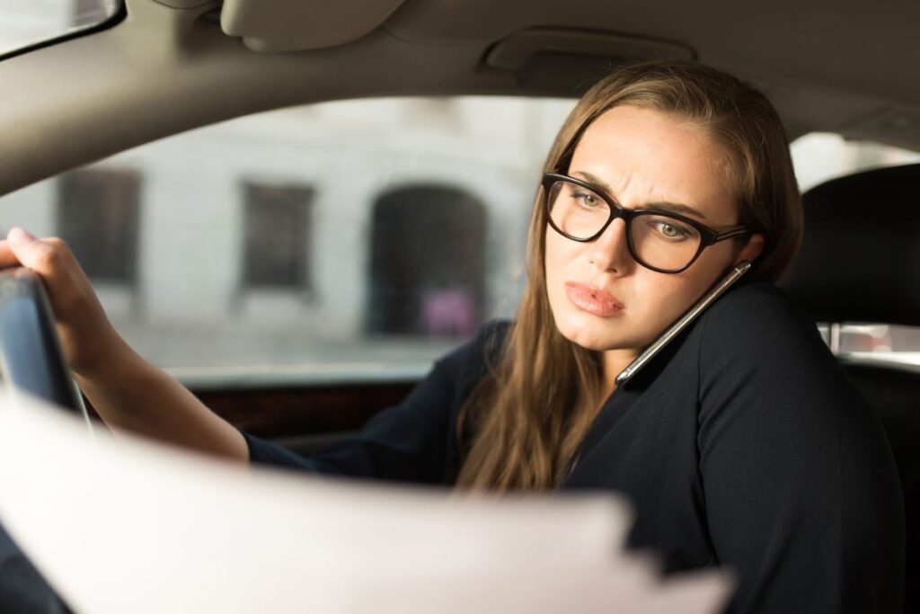 Kacamata Lama Bisa Jadi Masalah: Kapan Waktu Tepat Menggantinya?