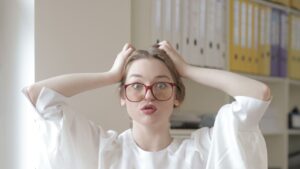 Penglihatan Jadi Ganda Setelah Ganti Kacamata, Apa yang Terjadi?