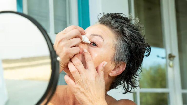 Penglihatan Kabur di Kolam Renang: Fakta yang Jarang Diketahui oleh Pengidap Mata Minus