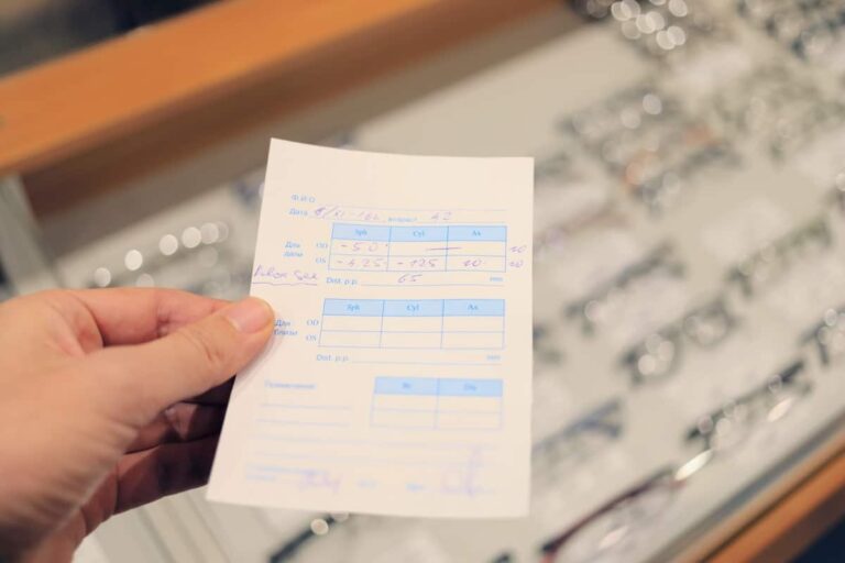 Jangan Salah Pilih! Panduan Lengkap Memahami Resep Kacamata Sebelum Membelinya