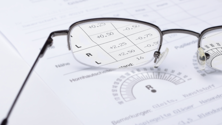 Mengapa Kacamata Resep Penting Bagi Penderita Mata Minus? Ini Penjelasannya