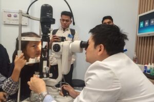 Mata Anak Sehat, Belajar Makin Hebat: Kapan Harus Periksa ke Optik Kaca Mata?